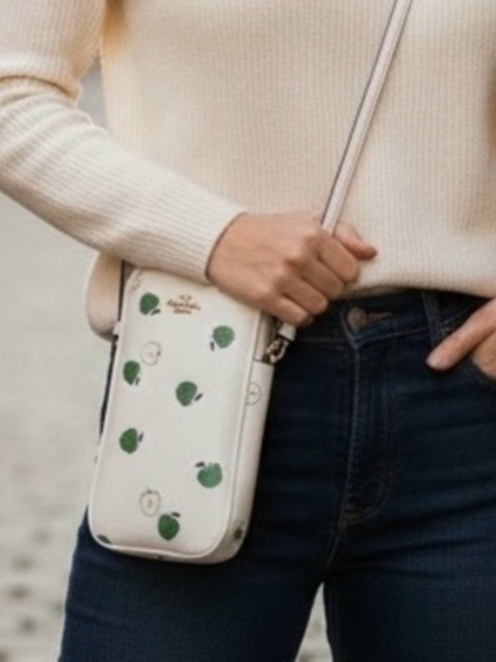 Rare Coach Apple Print Crossbody White Leather Mini Bag Orchard Collection